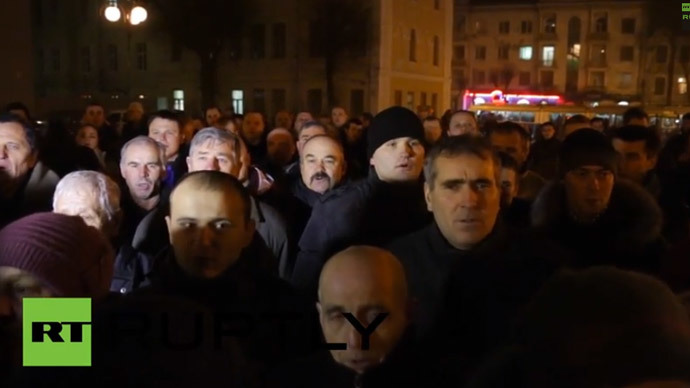 Protests flare up in central Ukraine, calls for regional council to resign
