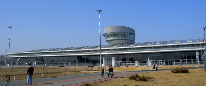 Lodz airport south of Warsaw, Poland (Photo from wikipedia.org)
