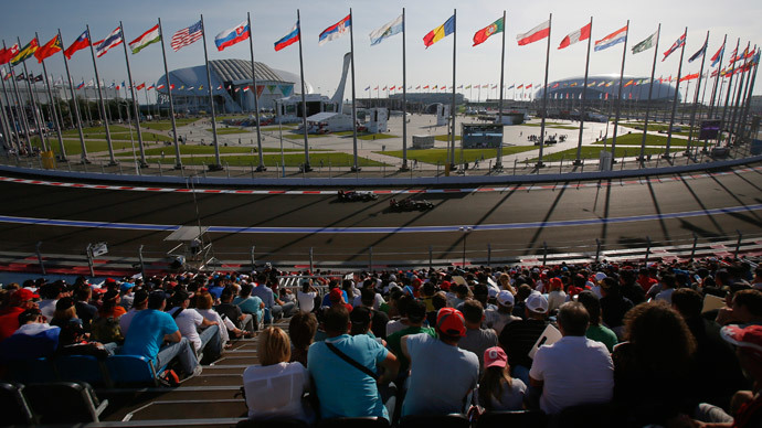 Spectators watch the race during the first Russian Grand Prix in Sochi October 12, 2014. (Reuters / Maxim Shemetov)