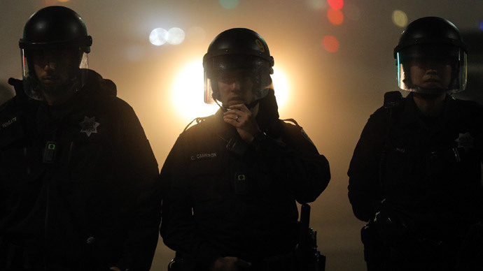 Milwaukee protesters block interstate over police killings (PHOTOS)