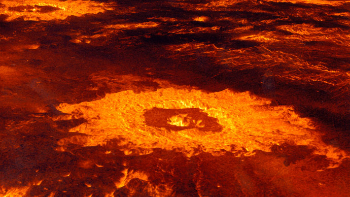 Impact craters on the surface of Venus (Image reconstructed from radar data, Wikipedia)
