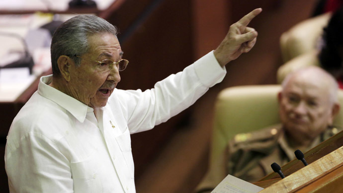 Cuba to stand by its communist principles, Castro says