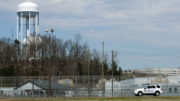 Muslim sues Ohio jail after being 'forced' to attend church services