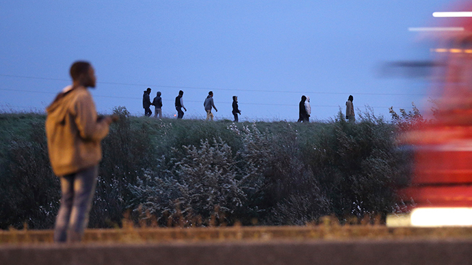 15 Calais migrants killed trying to enter UK