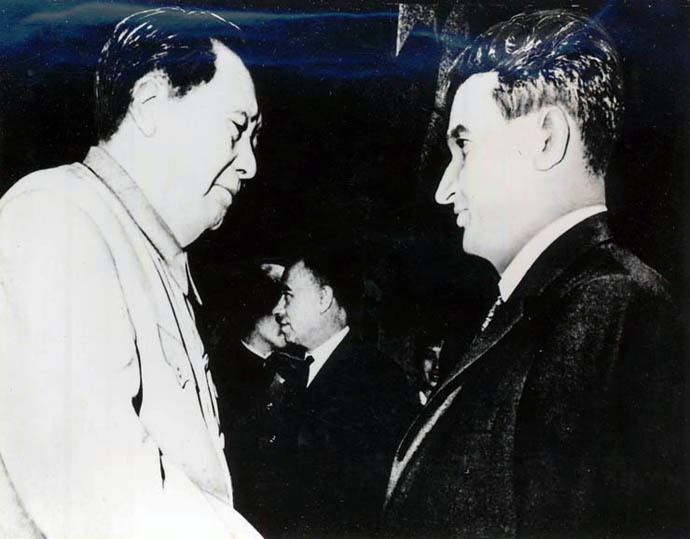 Nicolae Ceausescu and Mao Zedong (iiccr.ro/#E557)