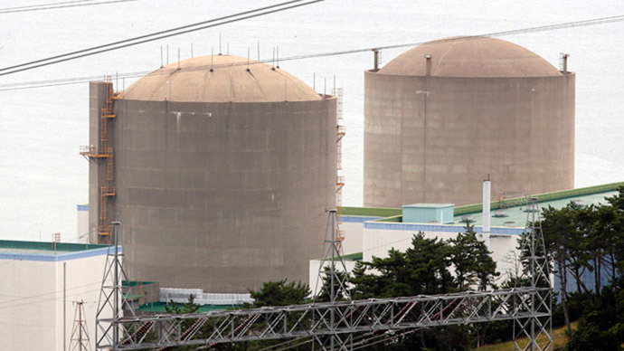 2 reactors closed after deadly gas leak at hacked S. Korean nuclear plant