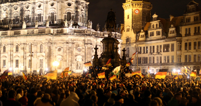 Protestors of the "Patriotic Europeans Against the Islamisation of the Occident" (PEGIDA) demonstrate in Dresden, eastern Germany, on December 22, 2014. (AFP Photo / DPA / Kay Nietfeld Germany out)