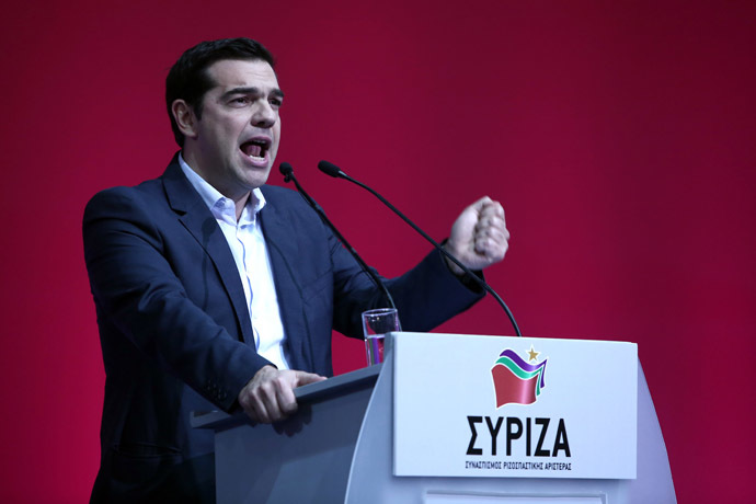 Alexis Tsipras, leader of the radical leftist party Syriza, delivers a speech during a congress of the party in Athens, on January 3, 2015. (AFP Photo)