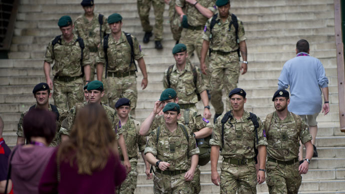 British soldiers patrol the All England Club in London.(AFP Photo / Martin Bernetti )