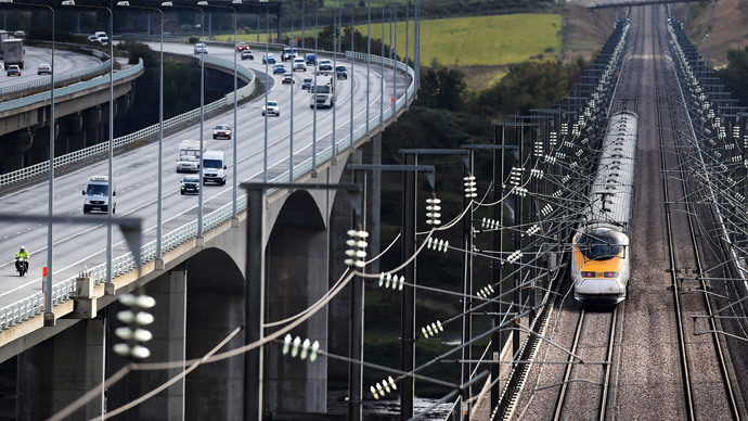 Nuclear waste trains to carry UK passengers