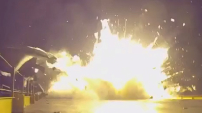 That was close: Crash landing of Falcon 9 rocket booster seen at arm's length (VIDEO)