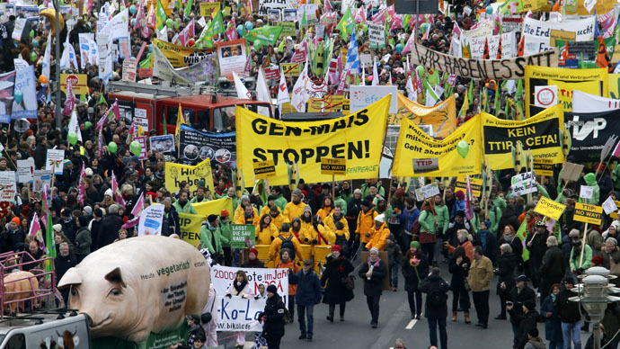 ‘We are fed up!’: Thousands march against TTIP & GMOs in Berlin (PHOTOS, VIDEO)