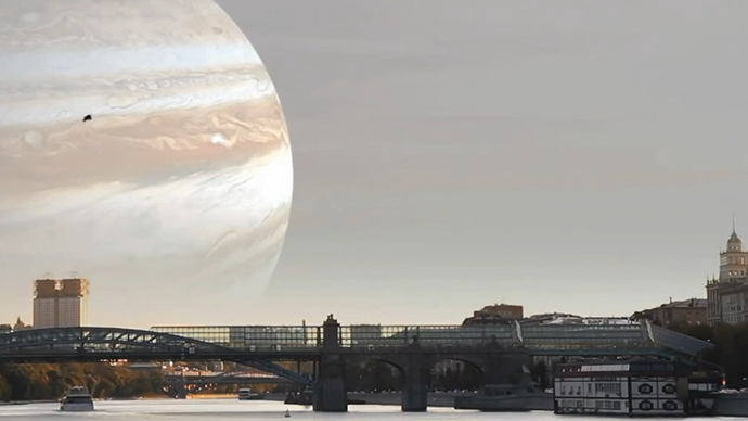 Awesome CGI footage shows view from Earth if planets replaced moon