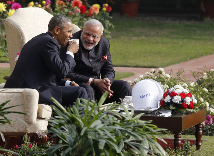 Obama and Modi (R) in the gardens of Hyderabad House, New Delhi, January 25, 2015. (Reuters/Jim Bourg)