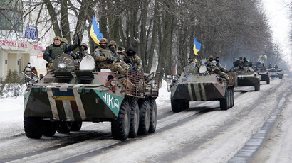 Busted: Kiev MPs try to fool US senator with ‘proof’ of Russian tanks in Ukraine (PHOTOS)