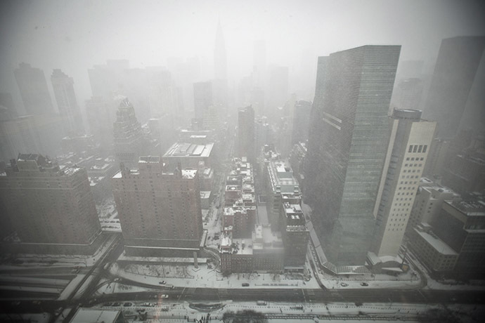 Mid-town Manhattan is pictured from the top of the United Nations building in New York January 26, 2015. (Reuters/Carlo Allegri)