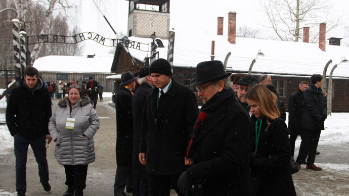 Director Steven Spielberg visits the former Nazi German concentration and extermination camp Auschwitz in Oswiecim January 27, 2015.(Reuters / Jakub Porzycki)