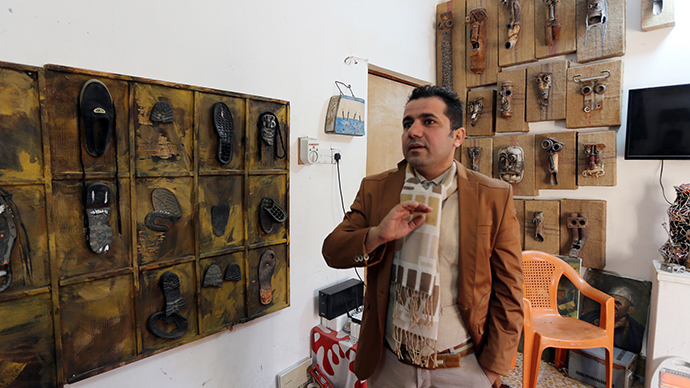 Iraqi artist fights ‘ugly ISIS’ with shoes & trash