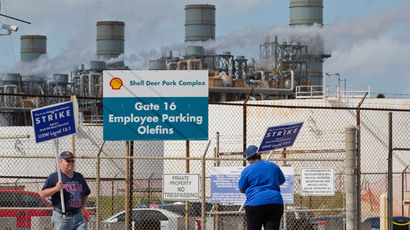 ​Biggest US refinery joins nationwide strike stretching into 4th week (PHOTOS)