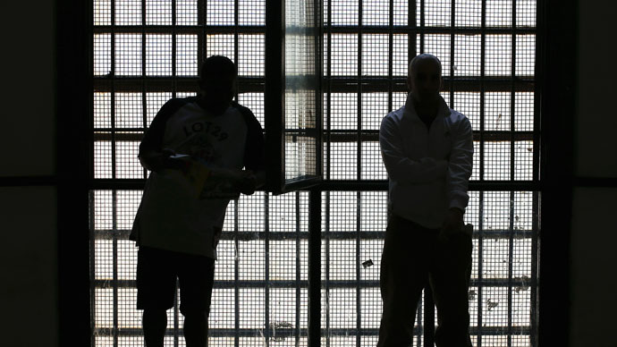 ​‘Slave labor’: Prisoners to manufacture British Army gear