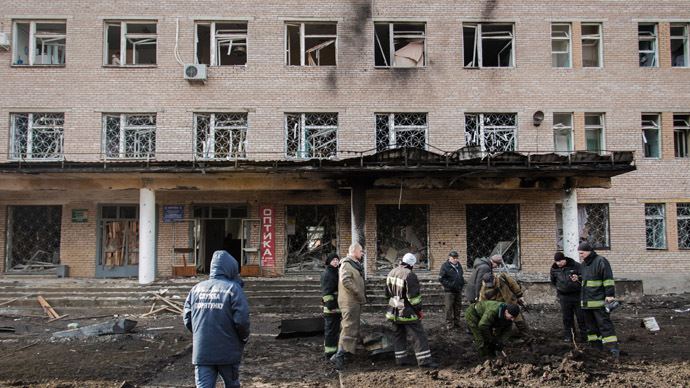 A clinic damaged in Donetsk shelling. (RIA Novosti/Dan Levy)