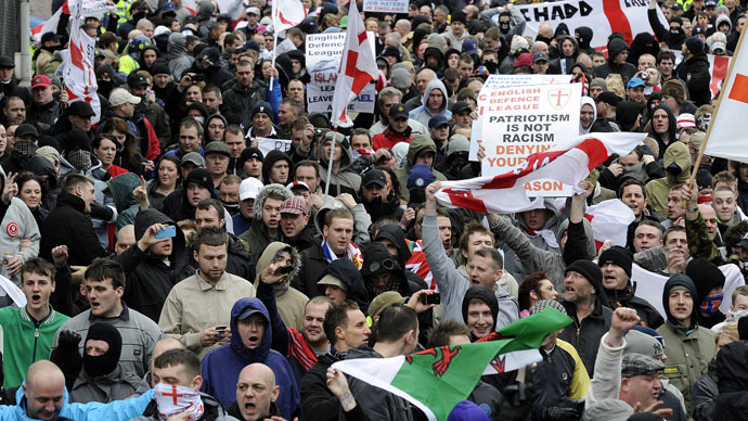 ​Far-right march to ‘protect families’ from new mosque condemned by anti-fascists