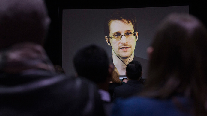 Snowden documentary CitizenFour wins DGA award for director Laura Poitras