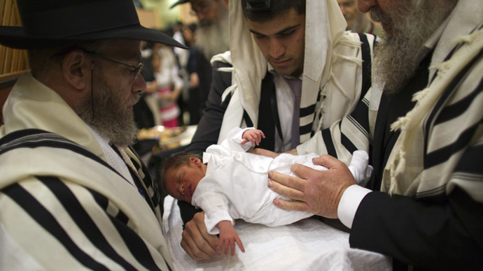 NYC to replace circumcision rule with herpes-education program for Orthodox Jews