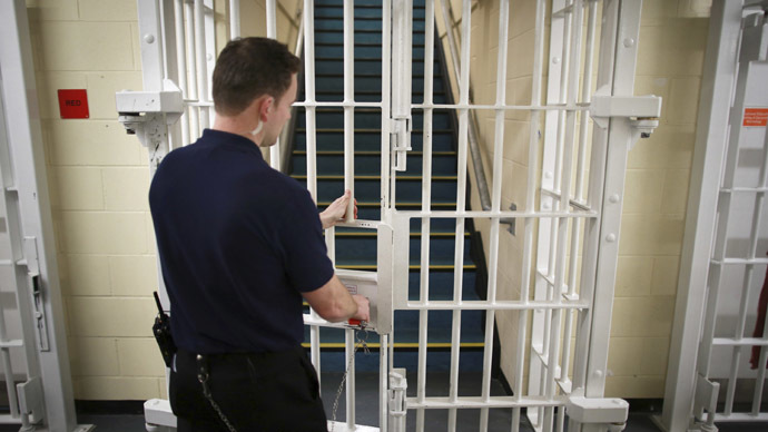 Overcrowded UK prisons are ‘feeding crime’ – study