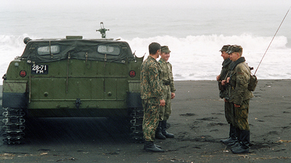 Amphibious 6-wheel Burlak: Future North Pole conqueror to rough it in Kara Sea (VIDEO)