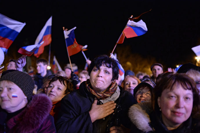 Sevastopol residents at a celebratory show held after the referendum on Crimea's status March 16, 2014 (RIA Novosti/Valeriy Melnikov)