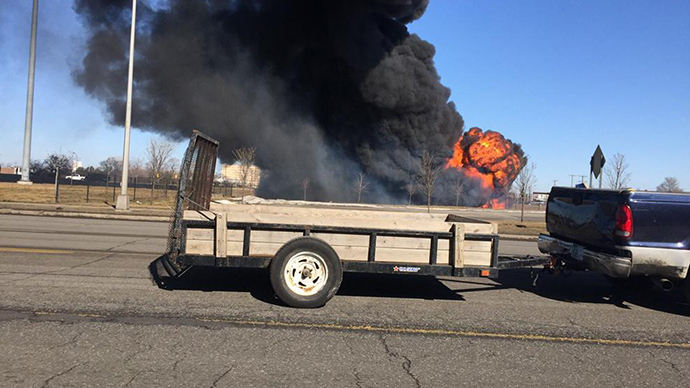 Massive tanker fire on I-94 outside Detroit, both directions shut down (VIDEOS, PHOTOS)