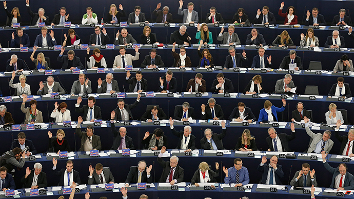 Members of the European Parliament take part in a voting session at the European Parliament in Strasbourg, March 11, 2015 (Reuters / Vincent Kessler)