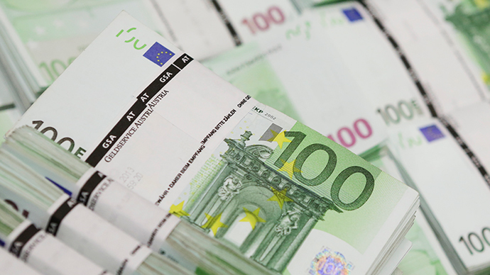 What the weak euro and strong dollar mean for the global economy