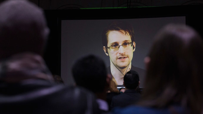 Americans change habits in wake of Snowden leaks, but oblivious to all options
