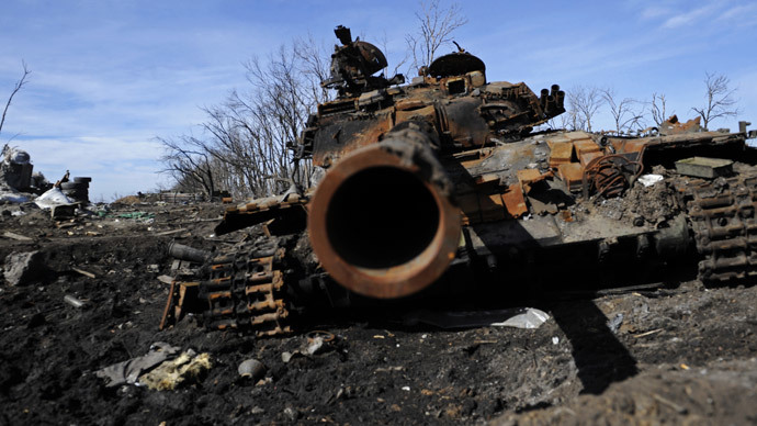 Russians accuse Kiev of ceasefire violations, poll shows