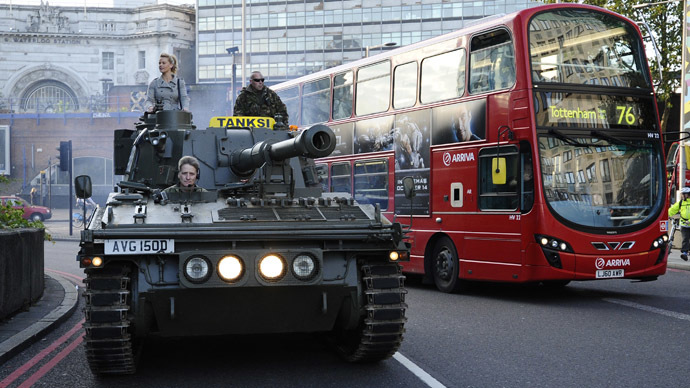 Tanks for your support! Reinstate Clarkson petition delivered to BBC by tank