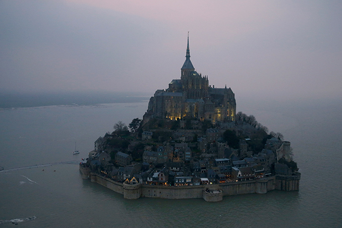 An aerial view shows the Mont Saint-Michel off France's Normandy coast March 20, 2015 (Reuters / Pascal Rossignol)
