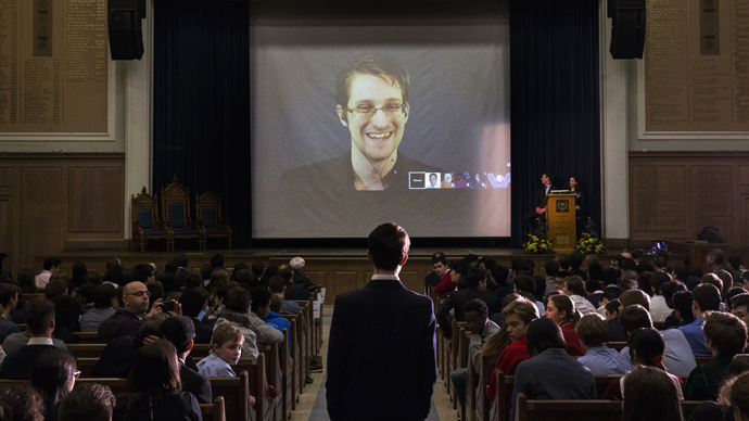 US spies feel 'comfortable' in Switzerland, afraid of nothing - Snowden