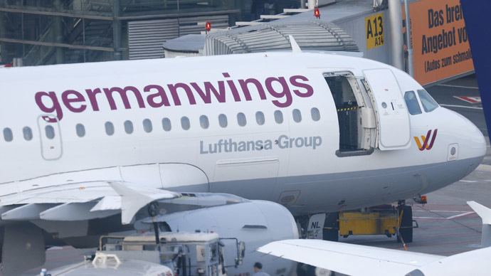 Germanwings co-pilot appears to have crashed plane deliberately – prosecutor