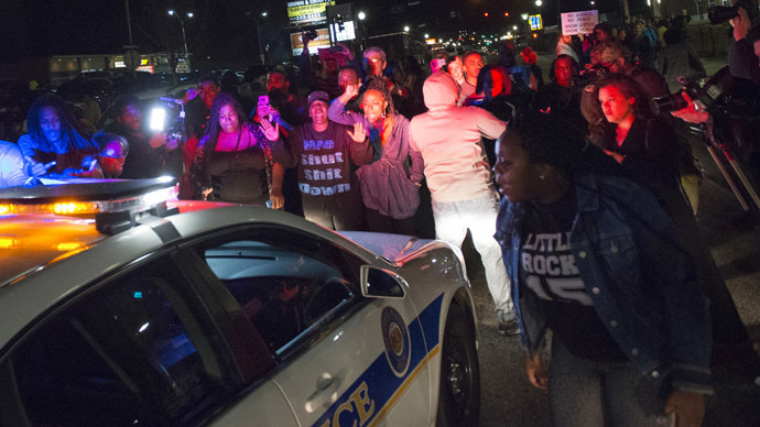 Police settle Ferguson protesters’ lawsuit, agree to restrict use of teargas