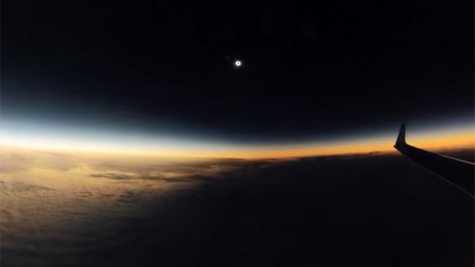 In the shadow of the moon: Spectacular plane’s view of the solar eclipse (VIDEO)