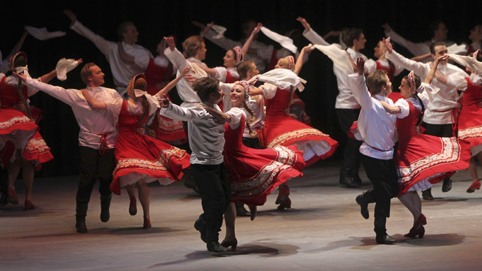 ‘Dancing is pain’: Igor Moiseyev ballet dancers take RT backstage