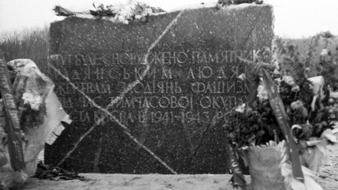 Investigative Committee launches probe into desecration of WWII monuments in Ukraine