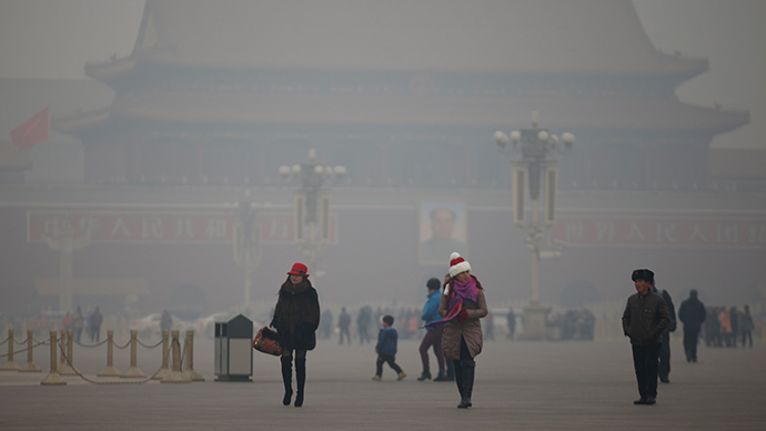 Red alert: Beijing partially bans traffic on heavy pollution days