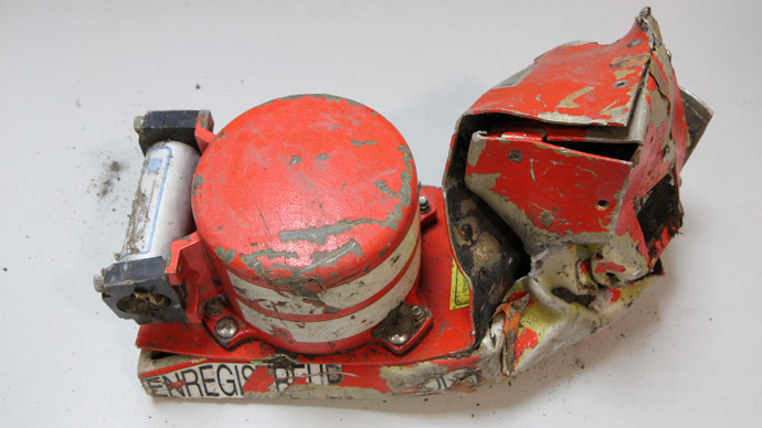 Germanwings A320 crash: 2nd black box shows co-pliot accelerated during descent