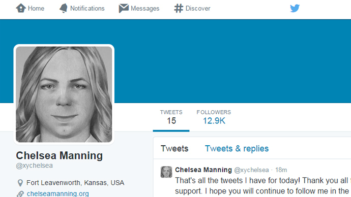 Whistleblowing Manning begins tweeting from prison