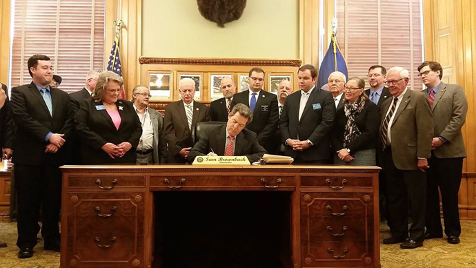 Kansas to allow concealed carry without permit or training