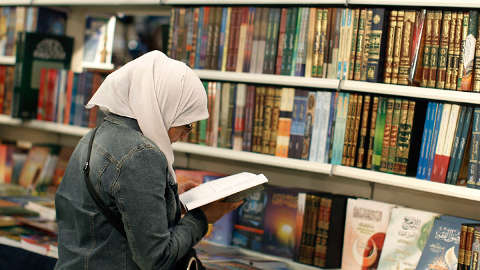 French flocking to buy books on Islam following Charlie Hebdo attacks