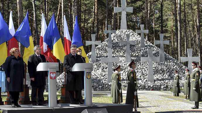 History lesson? Poroshenko says ‘Hitler & Stalin started WWII, wanted to divide Europe’
